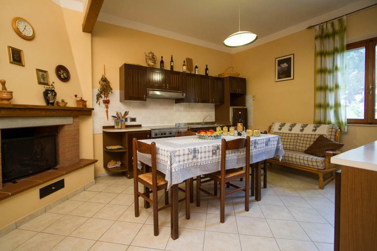Appartement Casa Elena à Cortone Extérieur photo